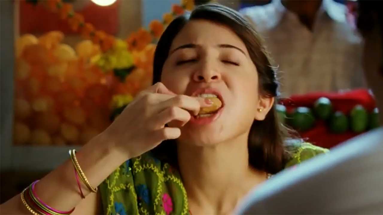 14 Signs You Are Addicted To Pani Puri
