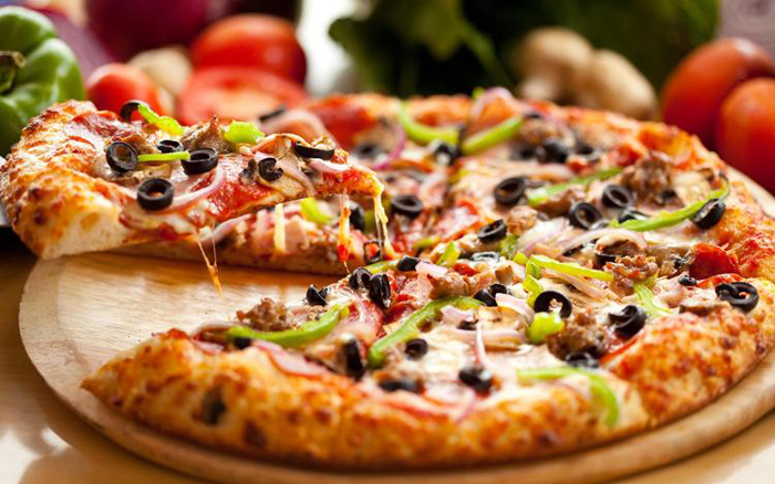 list-of-top-10-world’s-most-expensive-pizzas-in-2015-6
