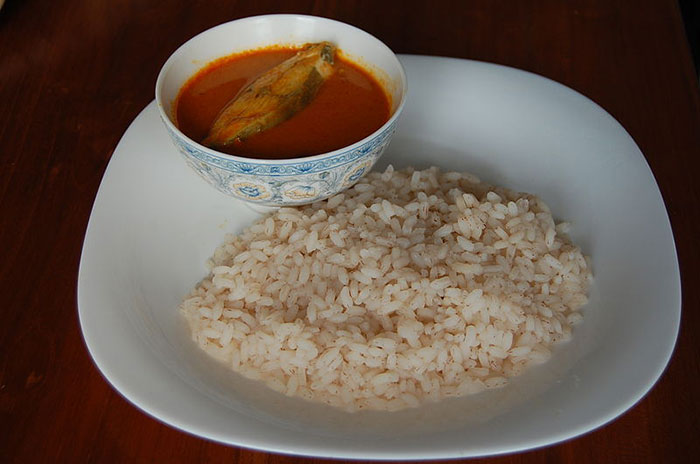 Boiled_Rice_&_Fish_Curry-(1)