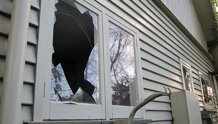 Repair-Cracked-Window-Glass