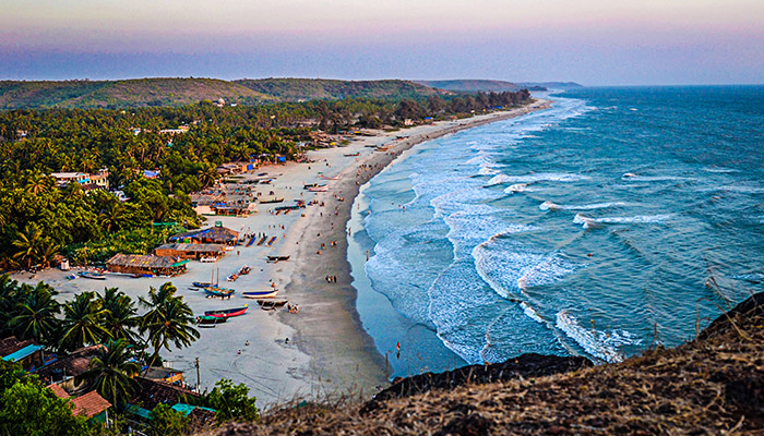 World___India_Relax_on_the_beach_in_Arambol_068131_