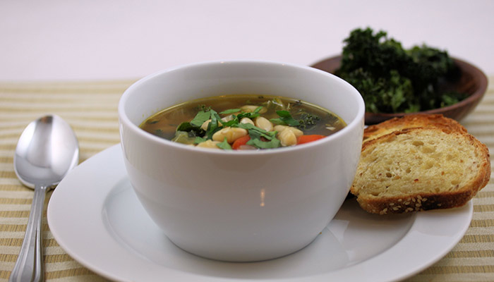 white-bean-and-kale-soup-1