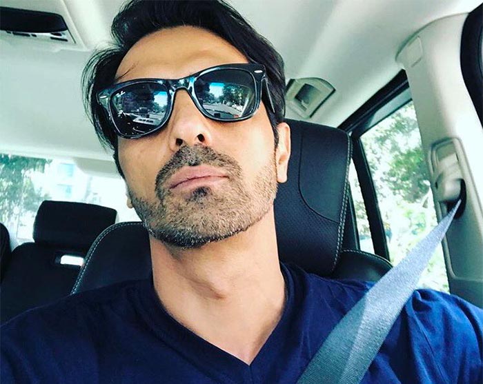Arjun Rampal Slams Charges Of Hitting A Fan In Delhi As Fake News By ...