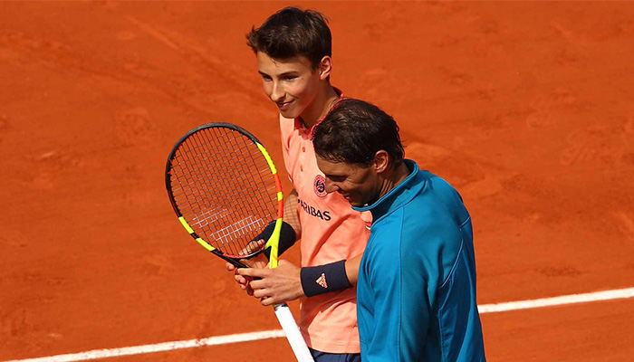 All Hail Rafa! Nadal Wins Hearts At French Open By Playing Tennis With ...