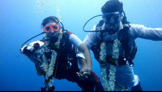 Watch: Chennai Couple Gets Married 60 Feet Underwater In Desi Attire