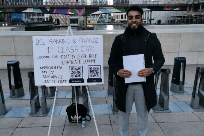 Desi Guy Seeking A Job In London Stands With Board At Station, Gets Interview Call In 3 Hrs!